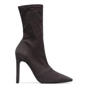 Yeezy sock boot size 36